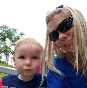 Meet your Posher, Jenny